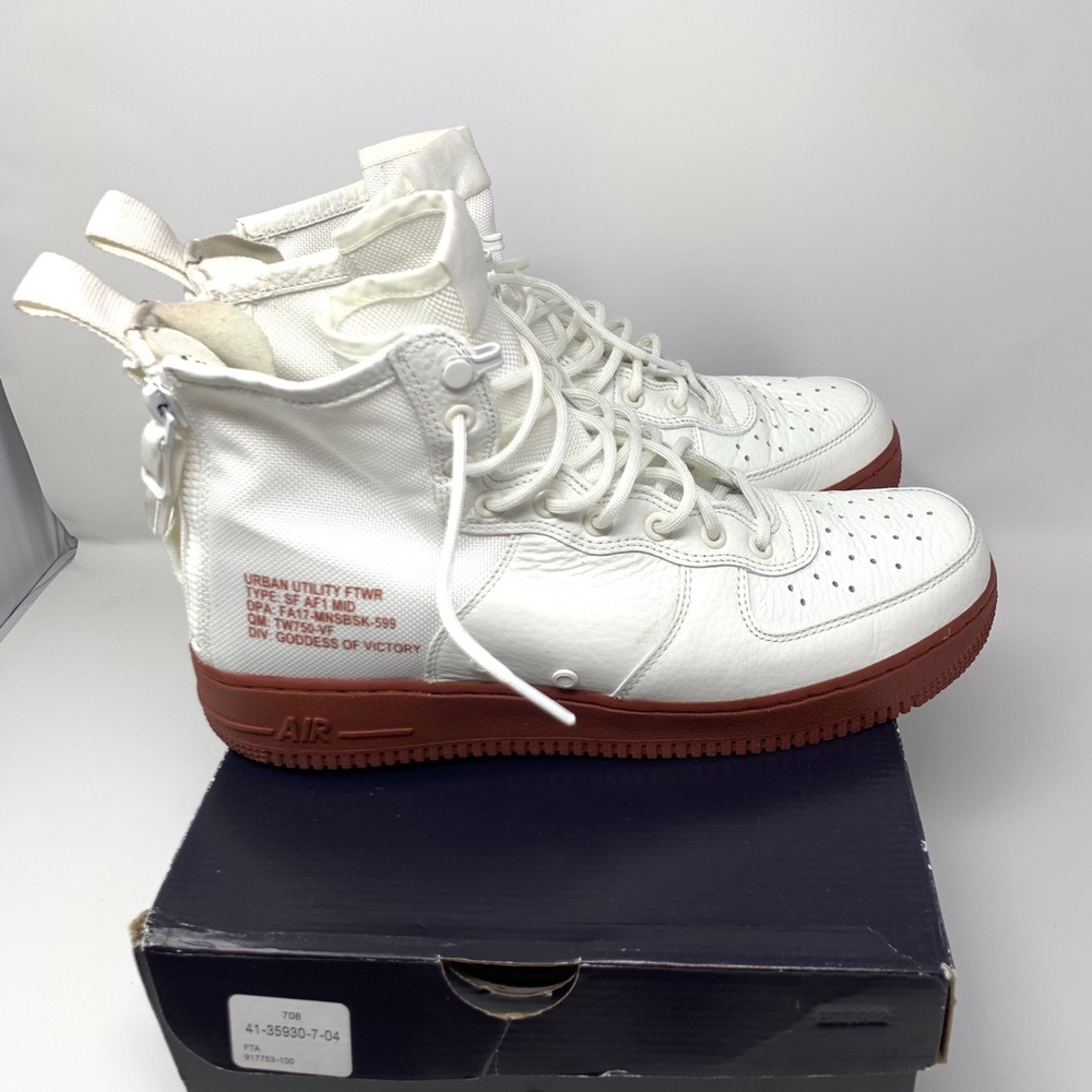 Nike SF Air Force 1  mid